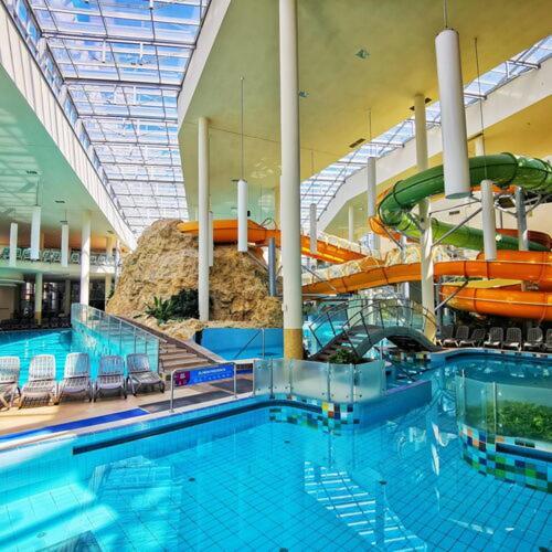 Апартаменти Cozy Garden Apartman Дьюла Екстер'єр фото