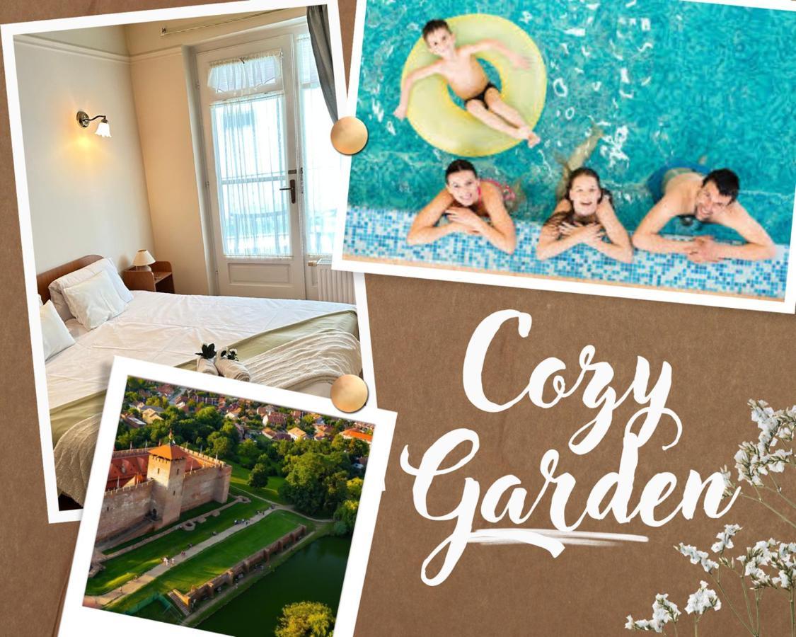 Апартаменти Cozy Garden Apartman Дьюла Екстер'єр фото